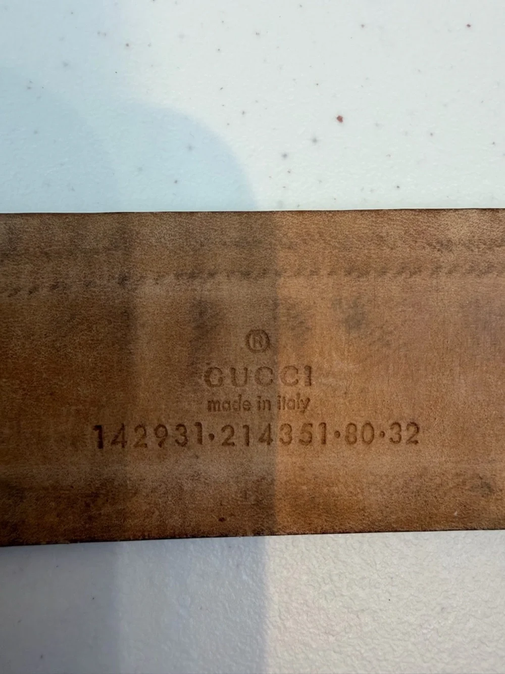 Gucci White Leather Belt with Gold Double G Buckle size is 4*80cm - Picture 4 of 4